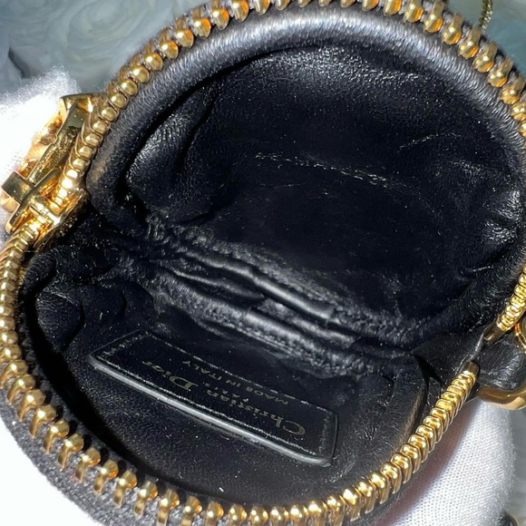 Brand new mini Dior caro round pouch ! - Picture 2 of 7
